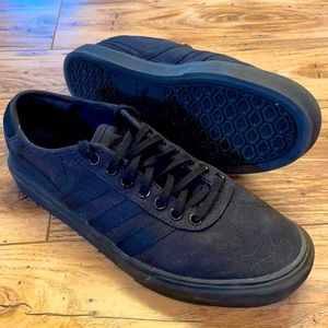 Adidas Delpala Low (Men’s 8.5)